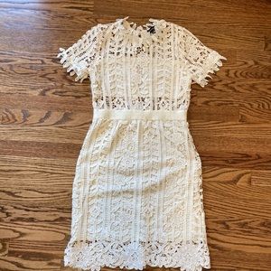 Danity Floral Lace Overlay Sheath Dress in Ivory size Medium